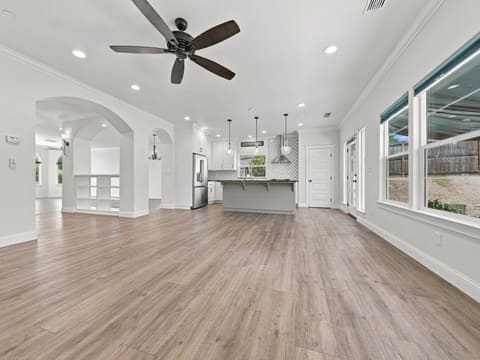 Photograph 9 of 1421 Spinnaker Dr