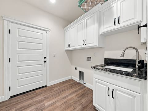 Photograph 35 of 1421 Spinnaker Dr