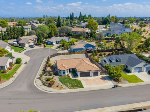 Photograph 48 of 1421 Spinnaker Dr